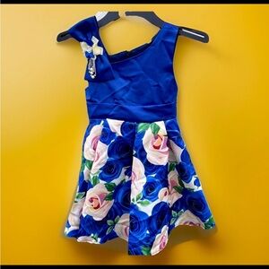 Charming Blue Floral Kids Dress with Bow Accent